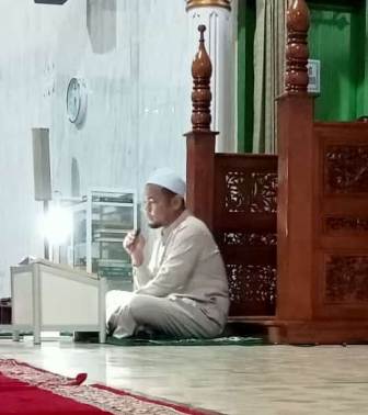 Pelaksanaan Shalat Rasulullah Di Atas Mimbar